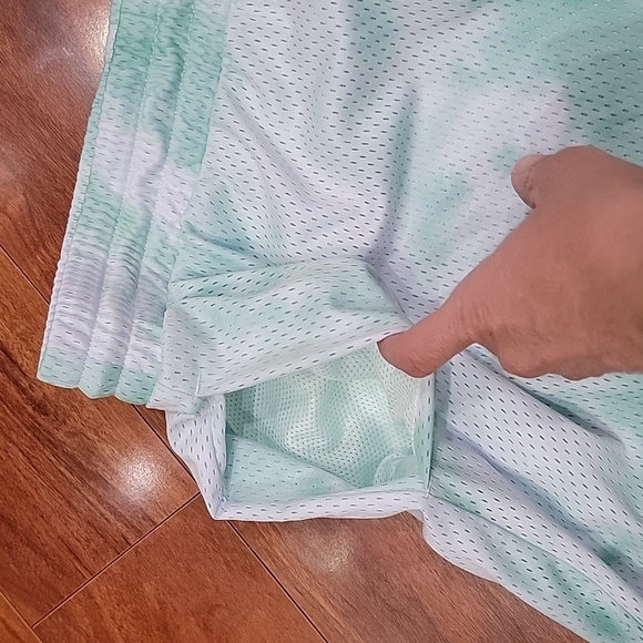 NWT plus size Nike tie dye mesh shorts - Picture 2 of 8